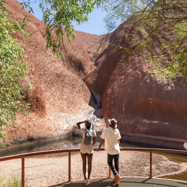 uluru 2 day tour