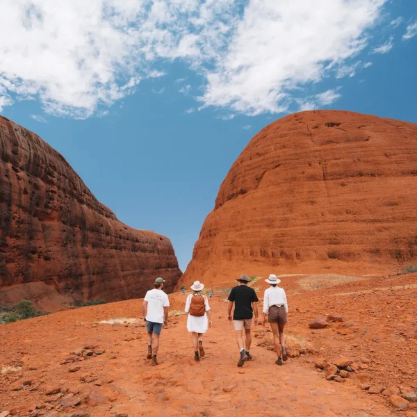 uluru travel